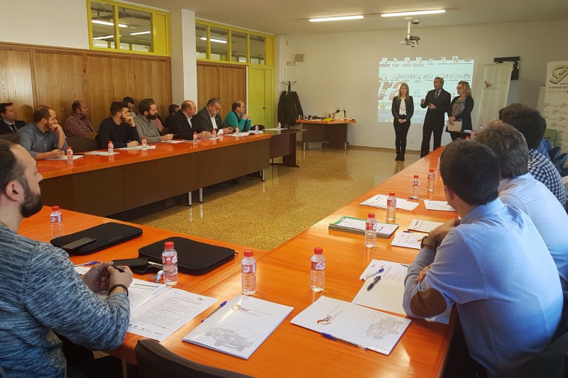 El encuentro contó con la asistencia de unos 50 expertos del sector de automoción en Cantabria, Castilla y León y Asturias.